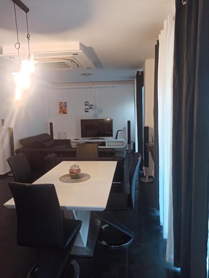 Apartment Bila Sibenik Exterior photo